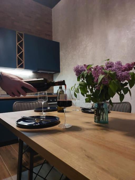 Apartament Soma Kutaisi Zewnętrze zdjęcie